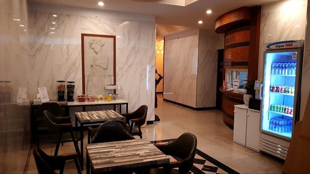 Geoje A-Plus Hotel Dış mekan fotoğraf