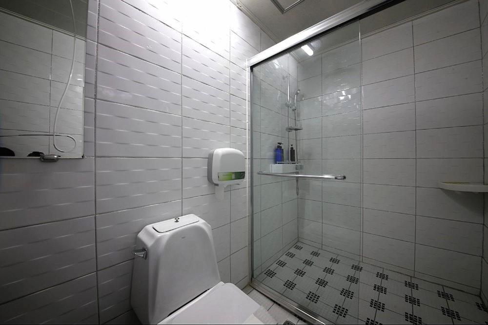 Geoje A-Plus Hotel Dış mekan fotoğraf
